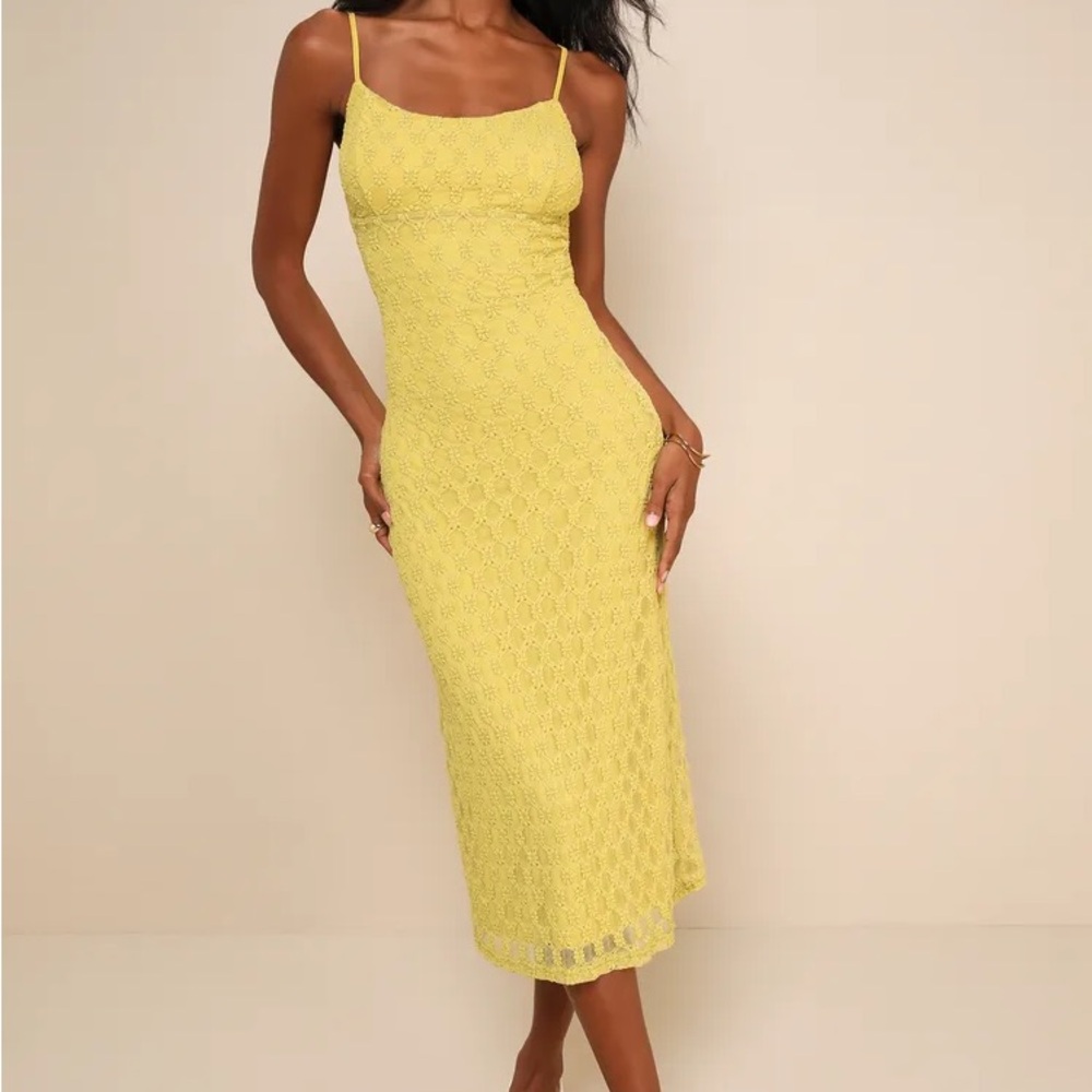 Lulu’s Lucky Girl Light Green Sleeveless Lace Midi Dress Light Green